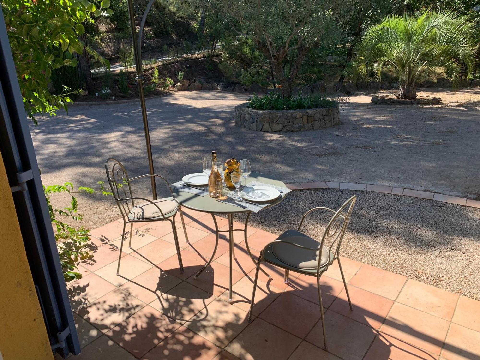 Sous Les Pins Parasols Vidauban Zewnętrze zdjęcie