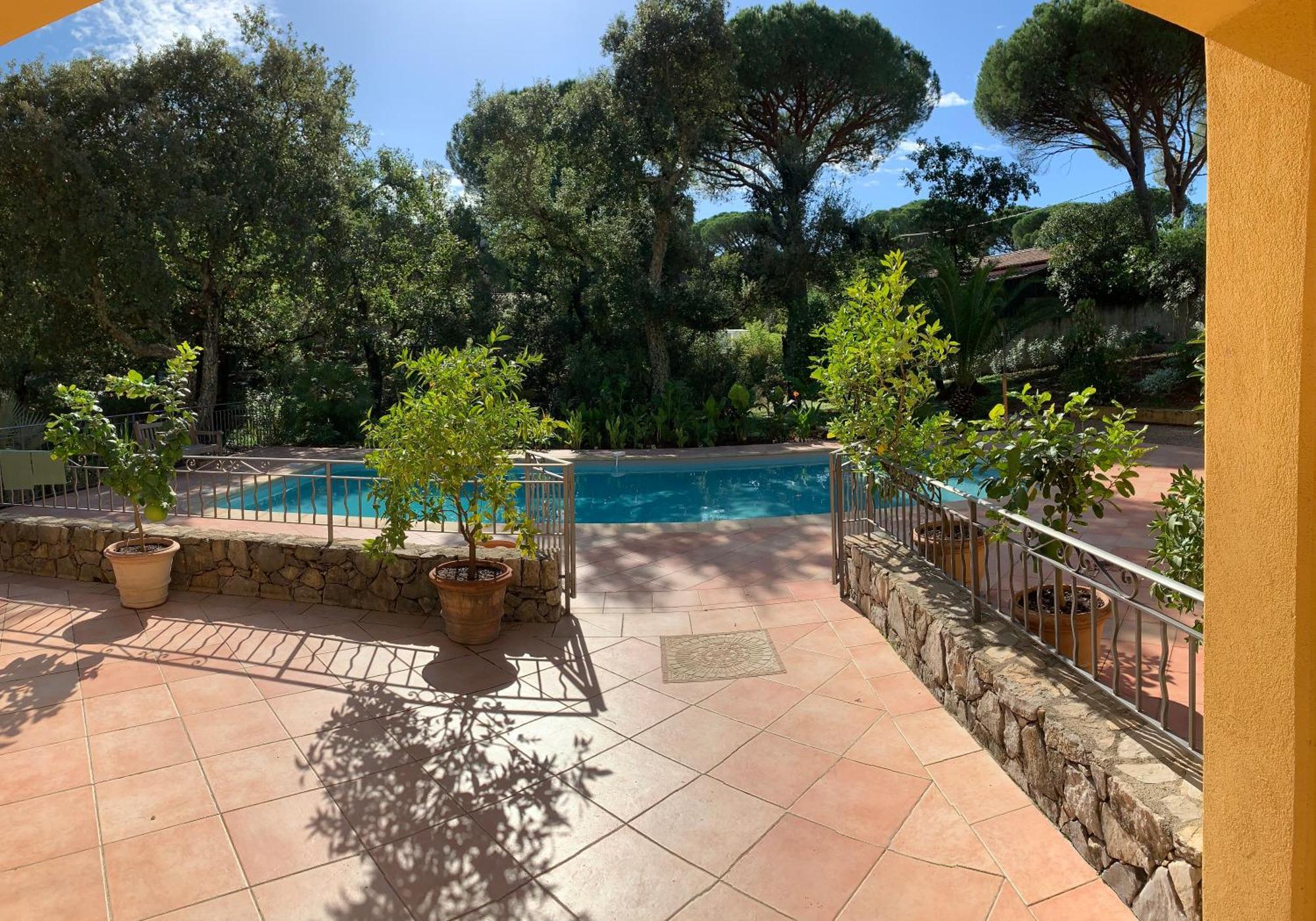 Sous Les Pins Parasols Vidauban Zewnętrze zdjęcie